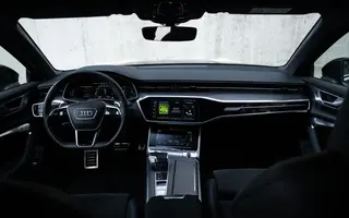 Kokpit i wnętrze Audi RS6