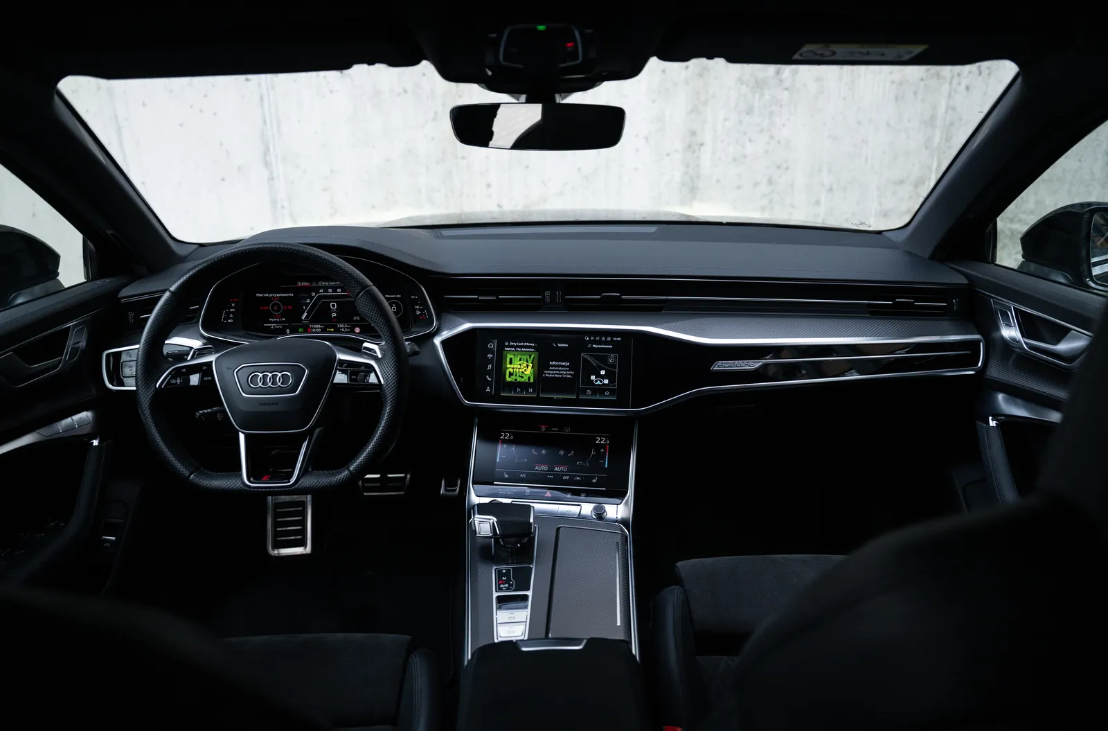 Wnętrze Audi RS6 na dłuższą trasę